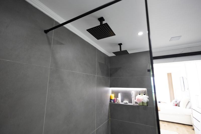 2 Bedroom Property for Sale in Dolphin Beach Western Cape